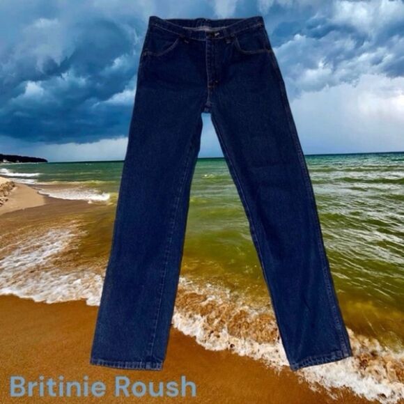 Rustler EUC Dark Wash 100 Cotton Denim Blue Jeans 31x32 - Picture 2 of 14